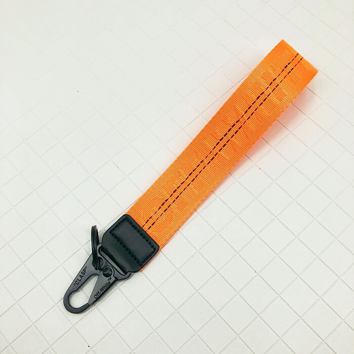 OFF WHITE PENDANT BELTS