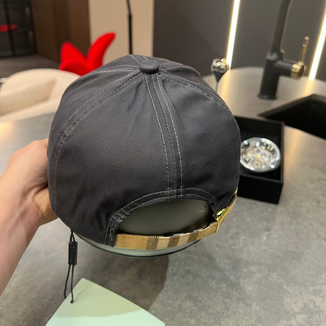 Effortless Elegance: Minimalist Baseball Cap