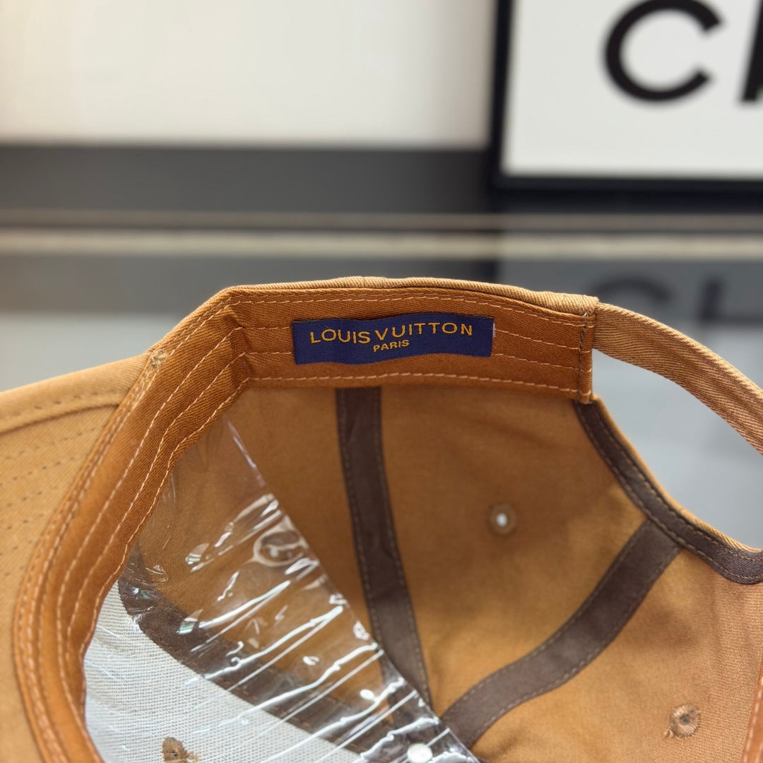 Premium Heritage Baseball Cap - Durable Cotton Canvas Streetwear