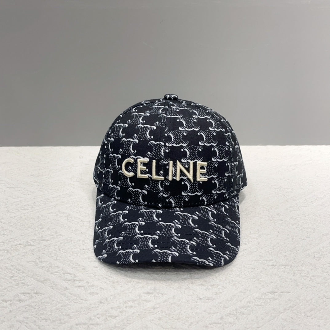 Elegant Curved Bill Baseball Cap