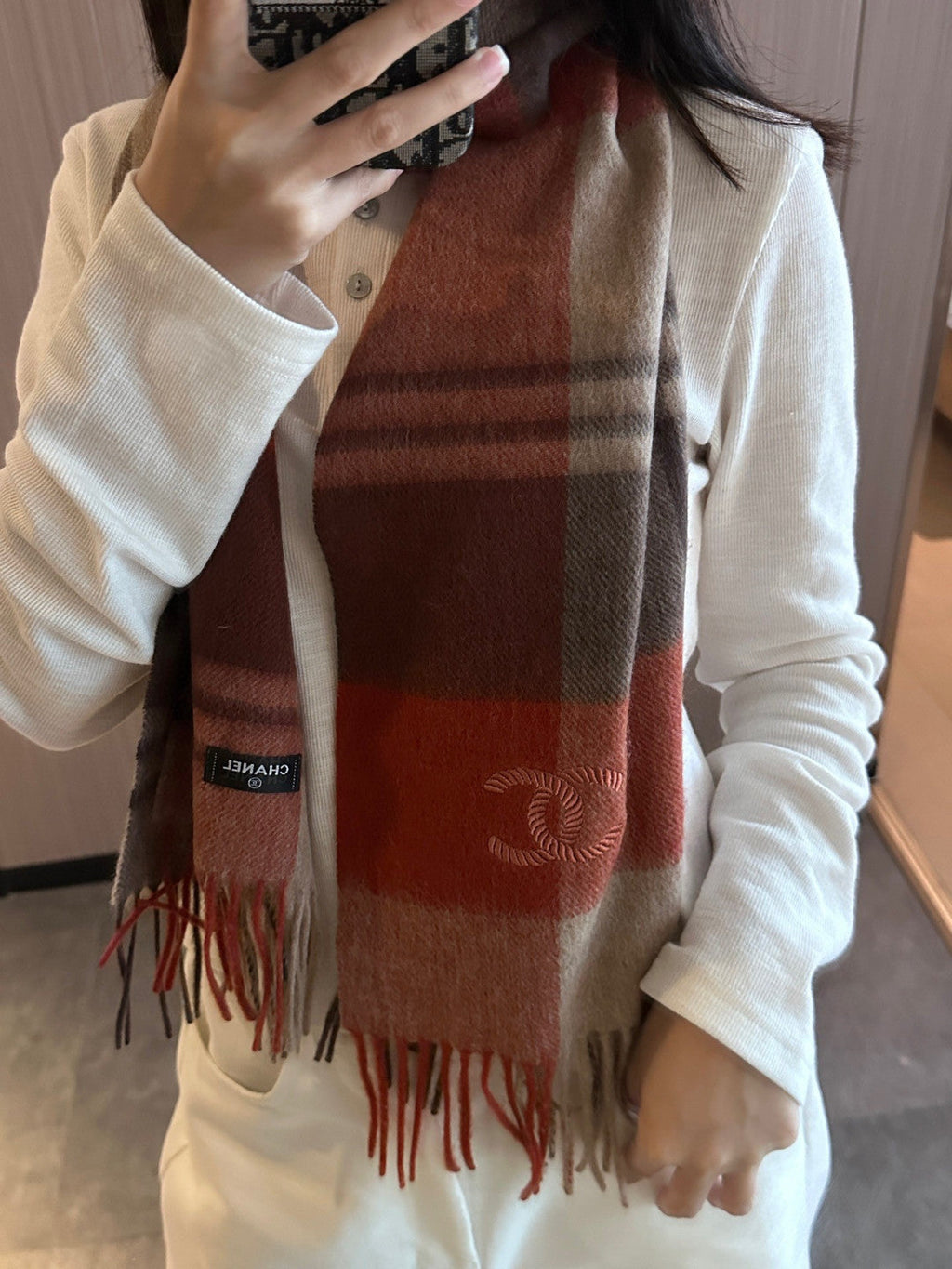 CHANEL 25S SCARF 180 IN CASHMERE 931361