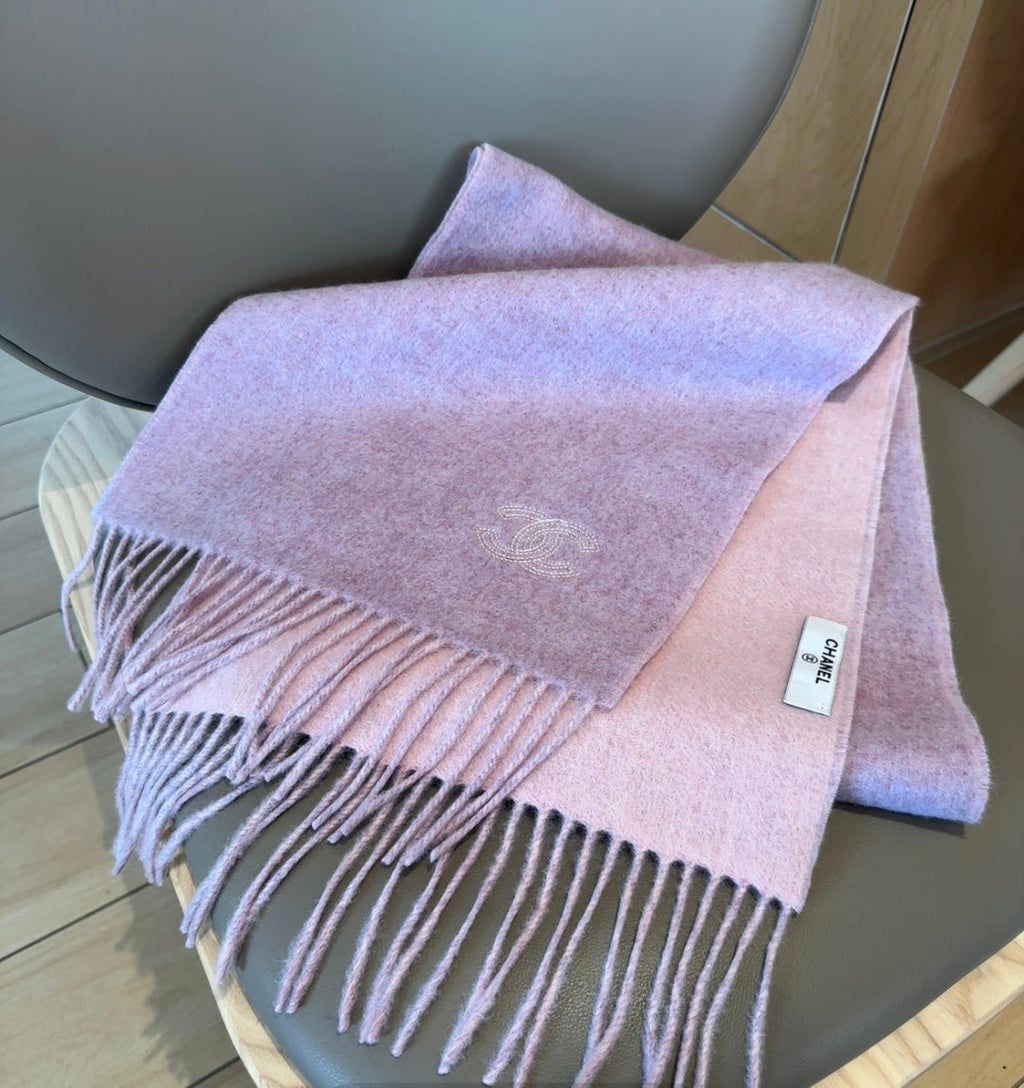 CHANEL 25S SCARF 180 IN CASHMERE 989817