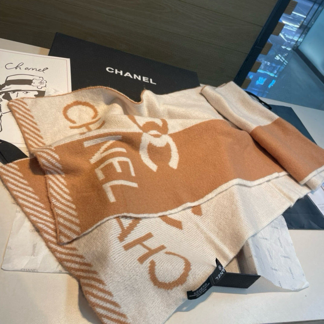CHANEL 25S SCARF 180 IN CASHMERE 932414
