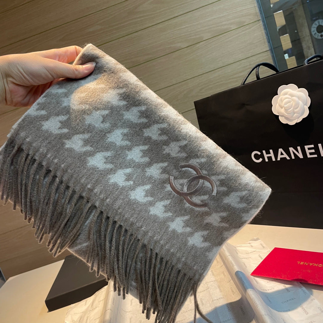 CHANEL 25S SCARF 180 CM IN CASHMERE 942936