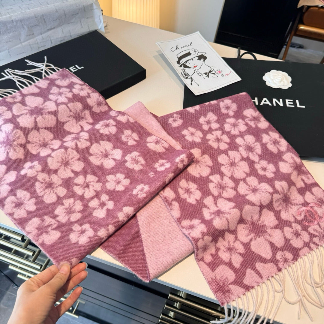 CHANEL 25S SCARF 180 IN CASHMERE 989898
