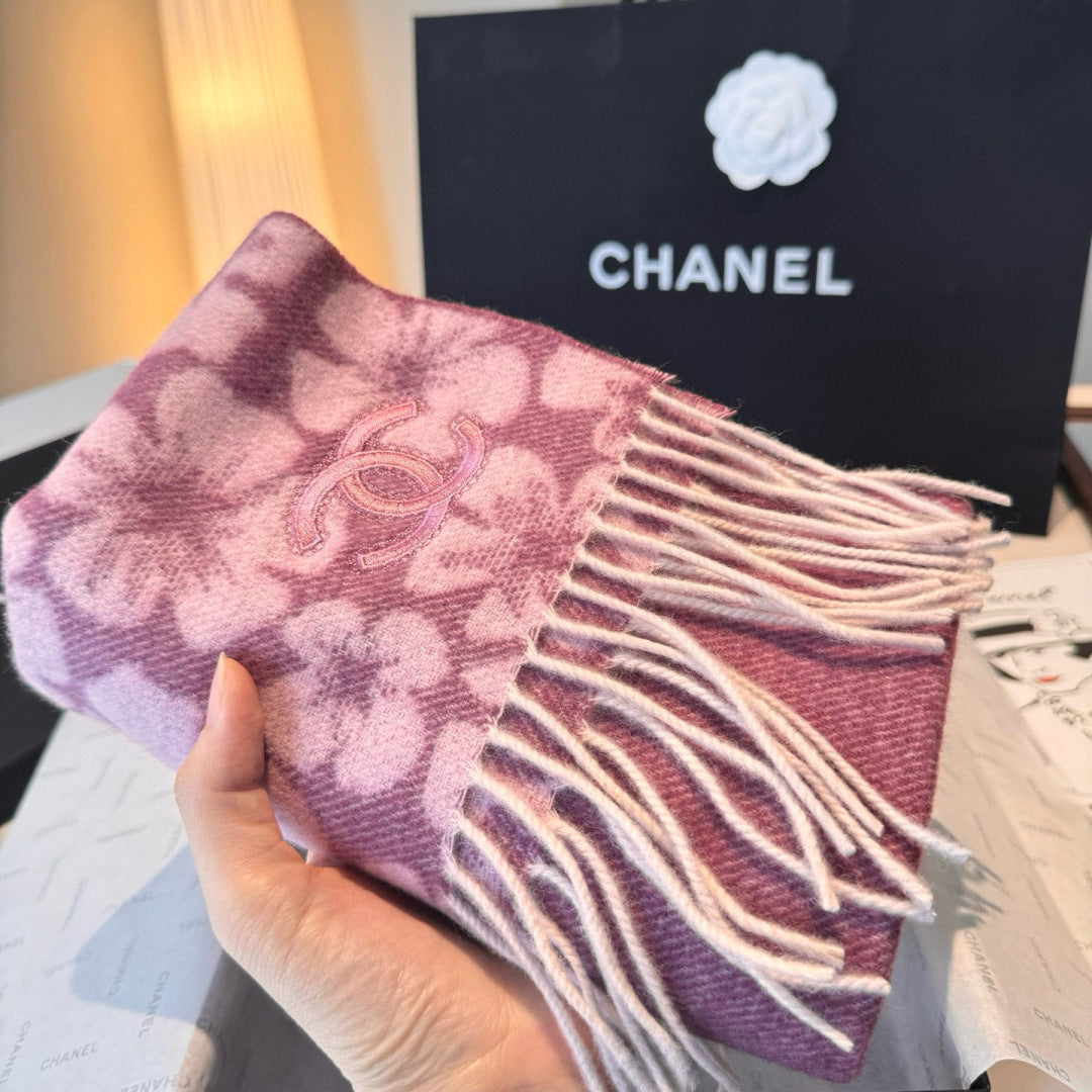 CHANEL 25S SCARF 180 IN CASHMERE 989898