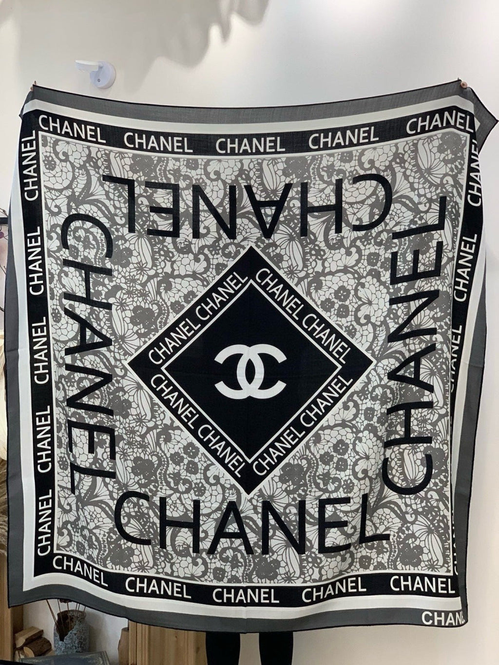 CHANEL 25S SCARF 135 CM IN CASHMERE AND SILK 943319