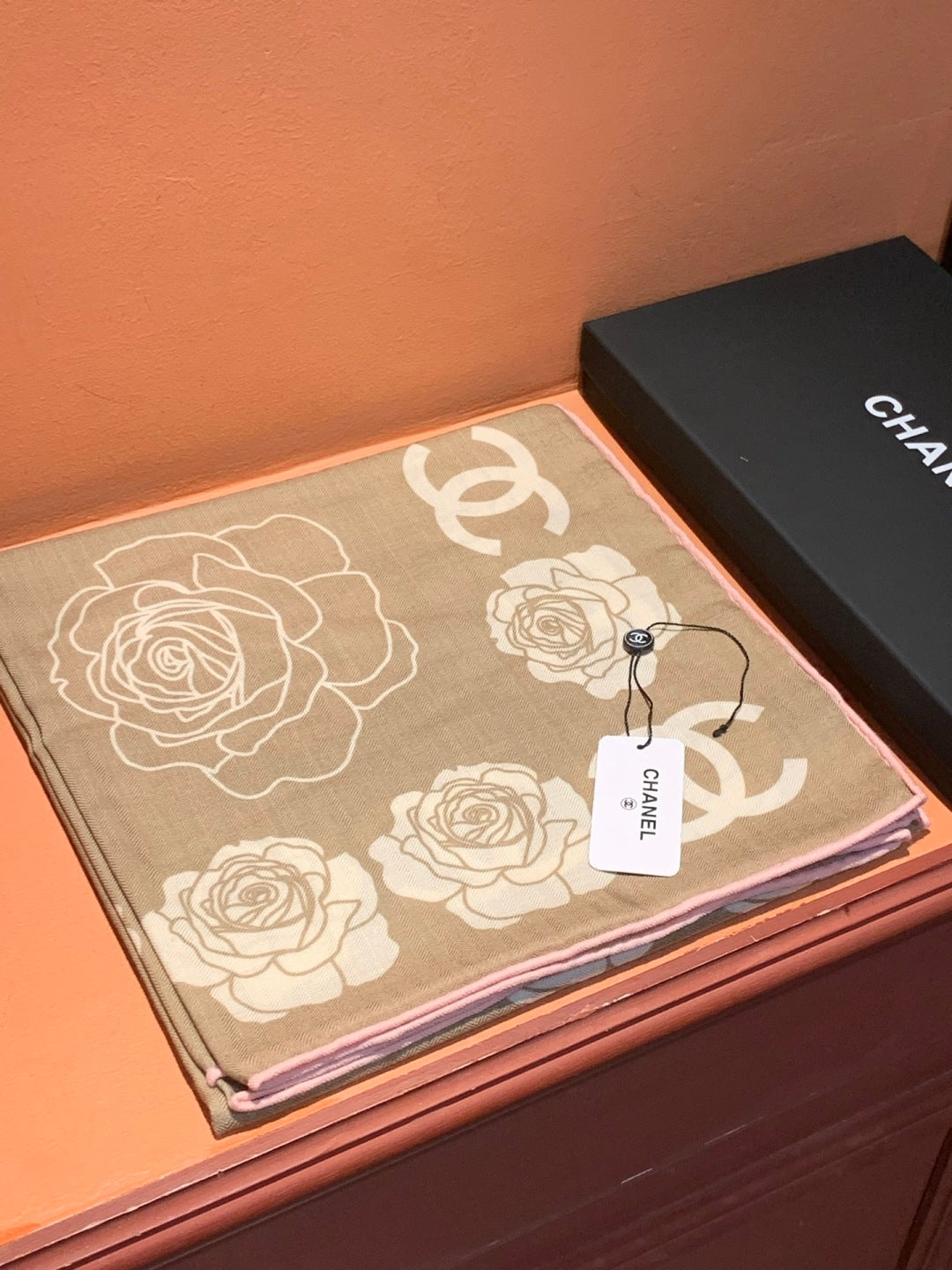 CHANEL 25S SCARF 140 CM IN CASHMERE AND SILK 943337