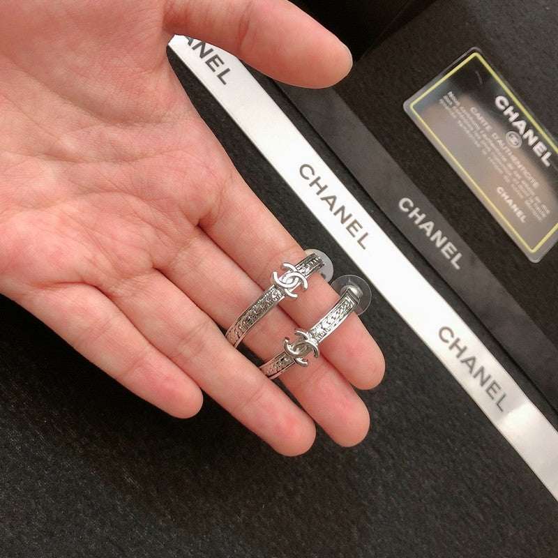 18K  Chanel Circle Earrings