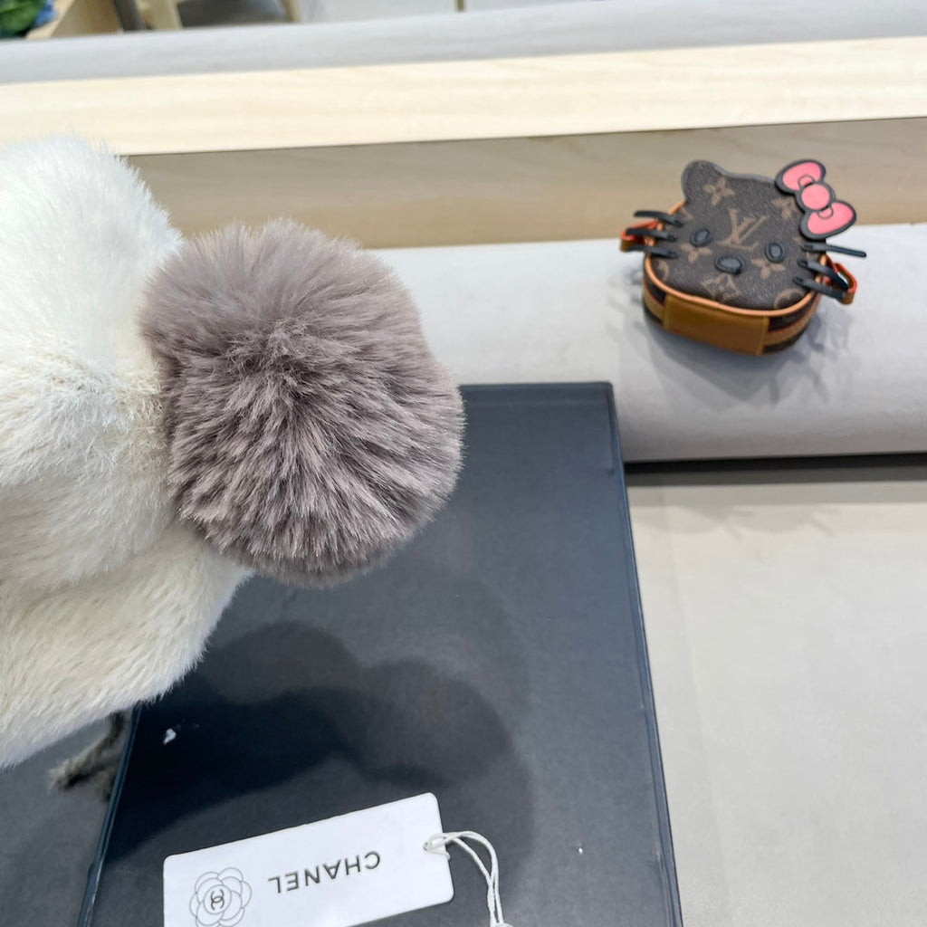 CHANEL KNIT HAT IN WHITE MIX MOUSE GRAY WOOL 426269