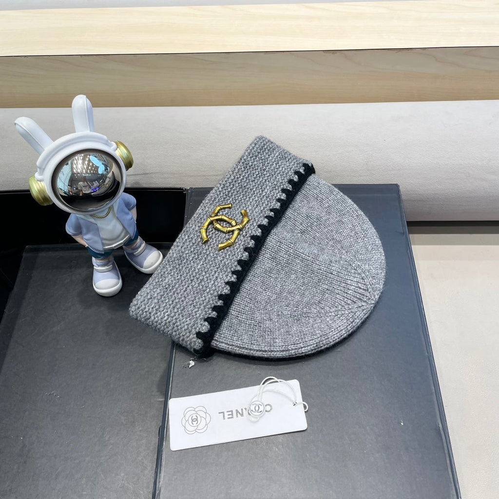CHANEL KNIT HAT IN SHADOW GRAY WOOL 424301