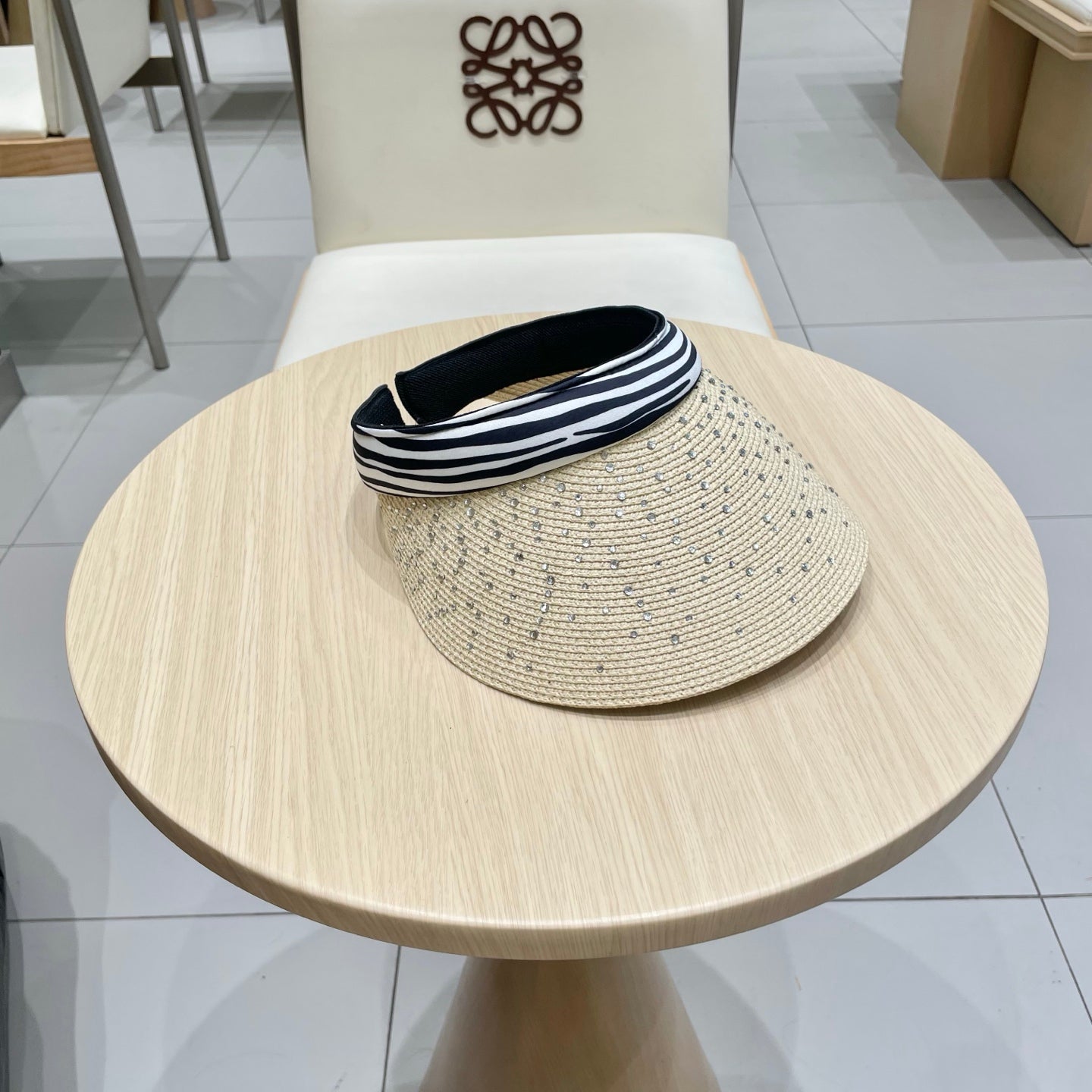 CELINE VISOR HAT MODEL 652216 IN BEIGE WOVEN STRAW