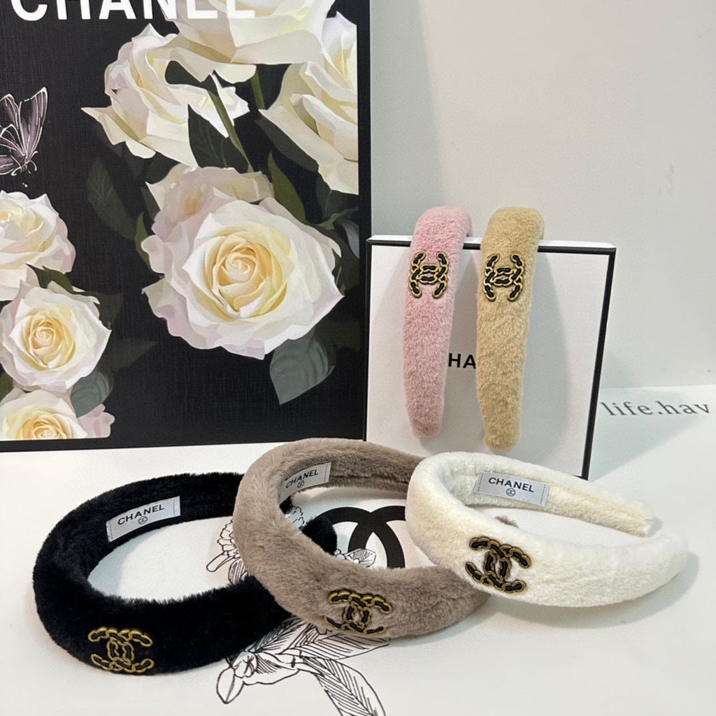 CHANEL MEDIUM BROWN SHEARLING HEADBAND 151381