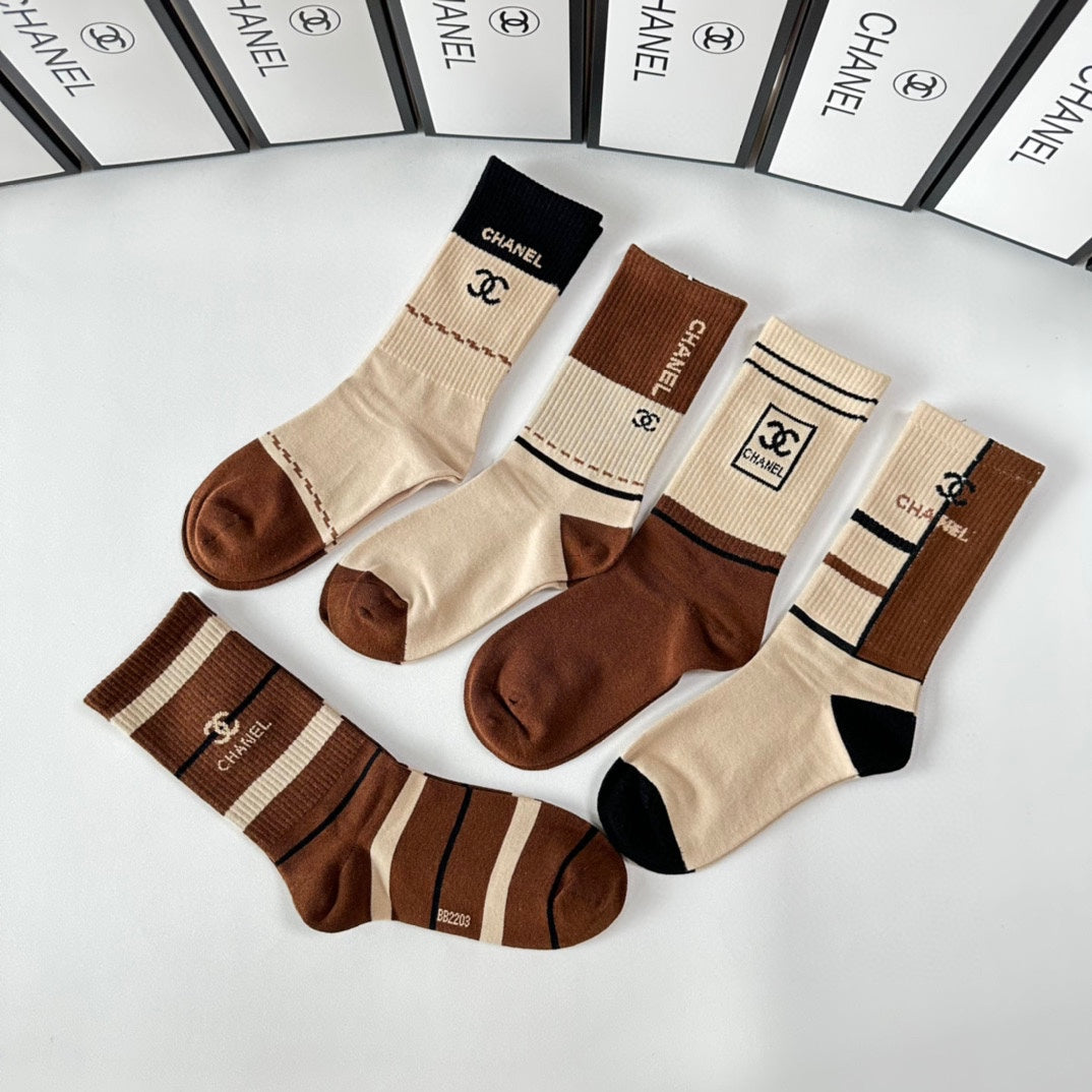 CHANEL CREW SOCKS 410983 ( 1 BOX )