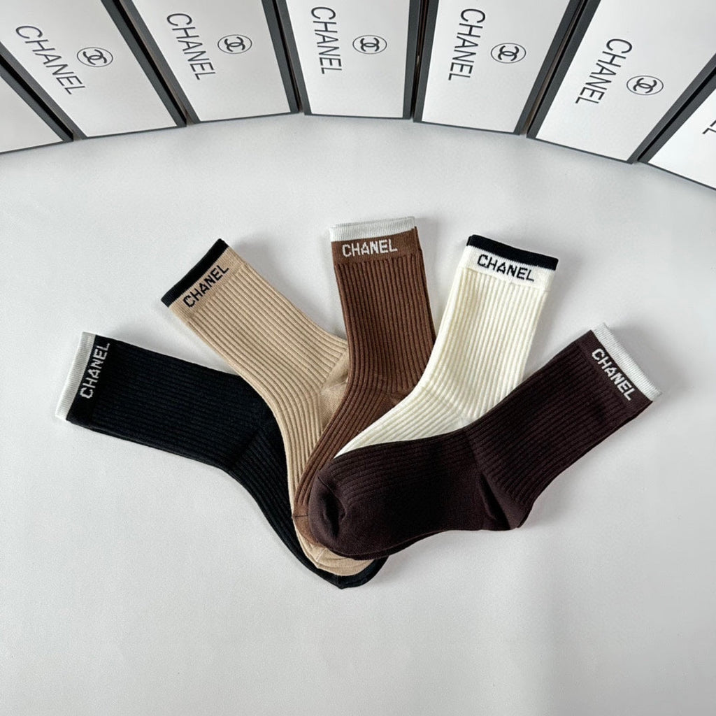 CHANEL CREW SOCKS 410988 ( 1 BOX )