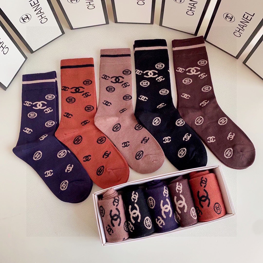 CHANEL CREW SOCKS 410989 ( 1 BOX )