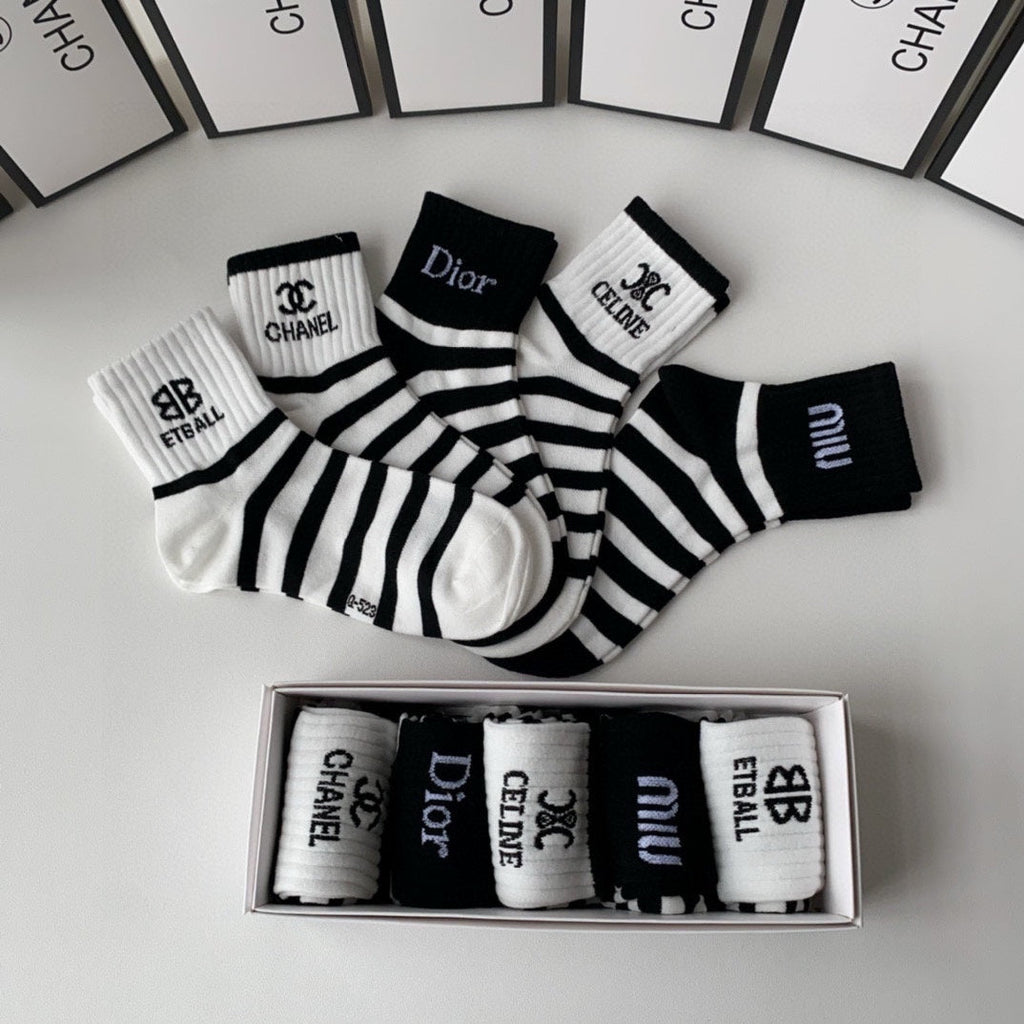 CHANEL LOW-CUT SOCKS 423830 (1 BOX)