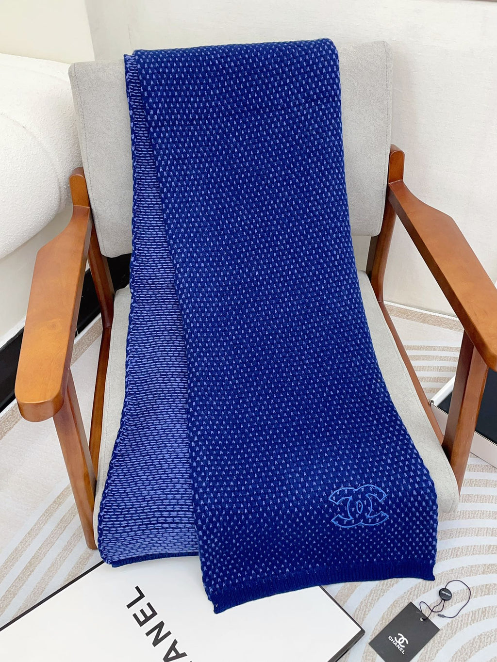 CHANEL SCARF 180 CM IN AZURE BLUE CASHMERE 394593