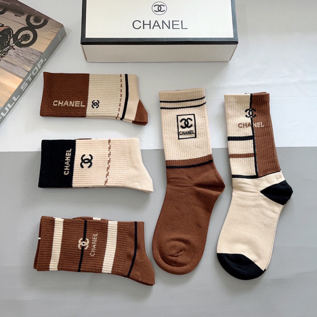 CHANEL CREW SOCKS 420816 (1 BOX)