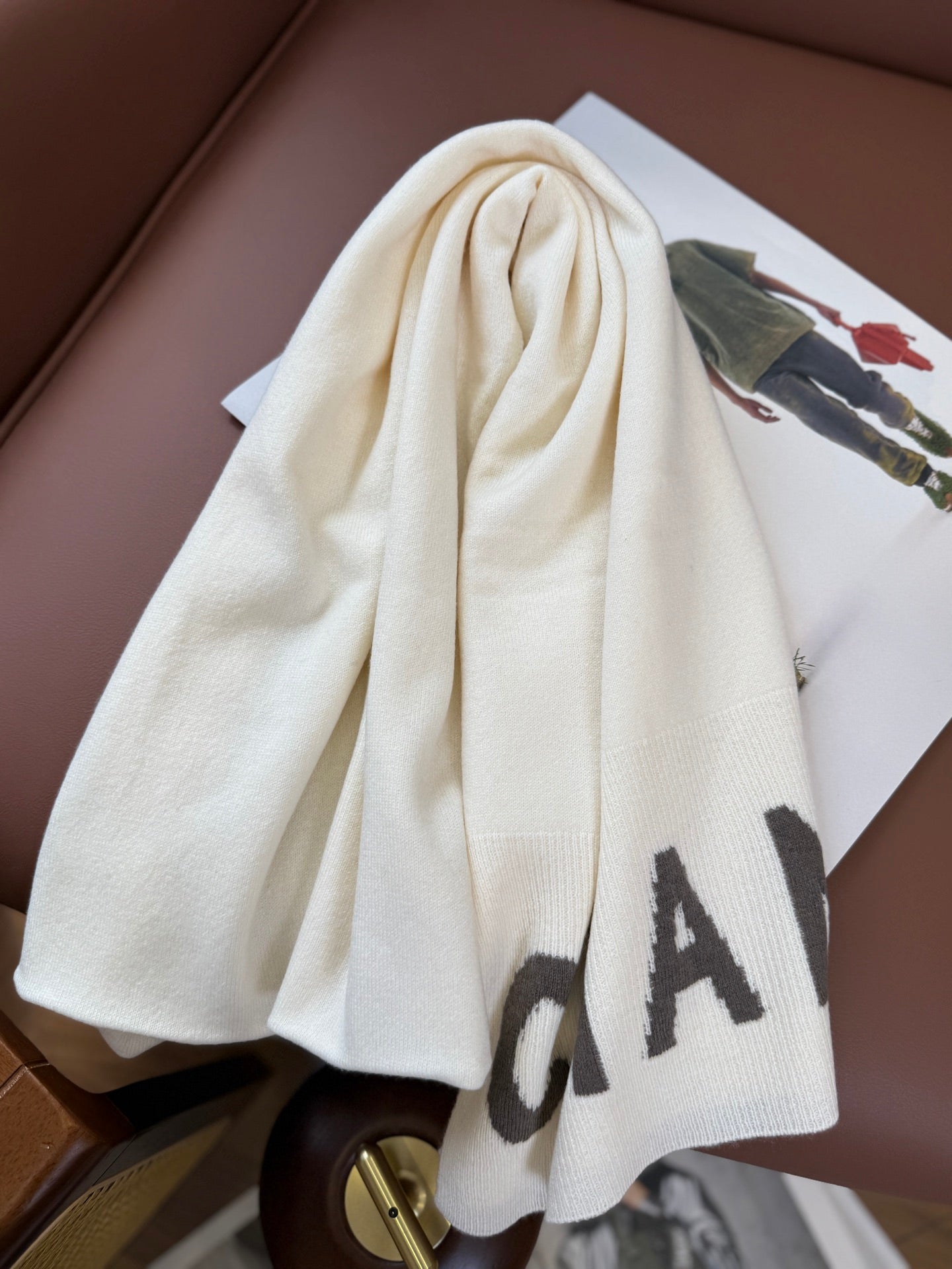 CHANEL 25S SCARF 170 CM IN CASHMERE 943081
