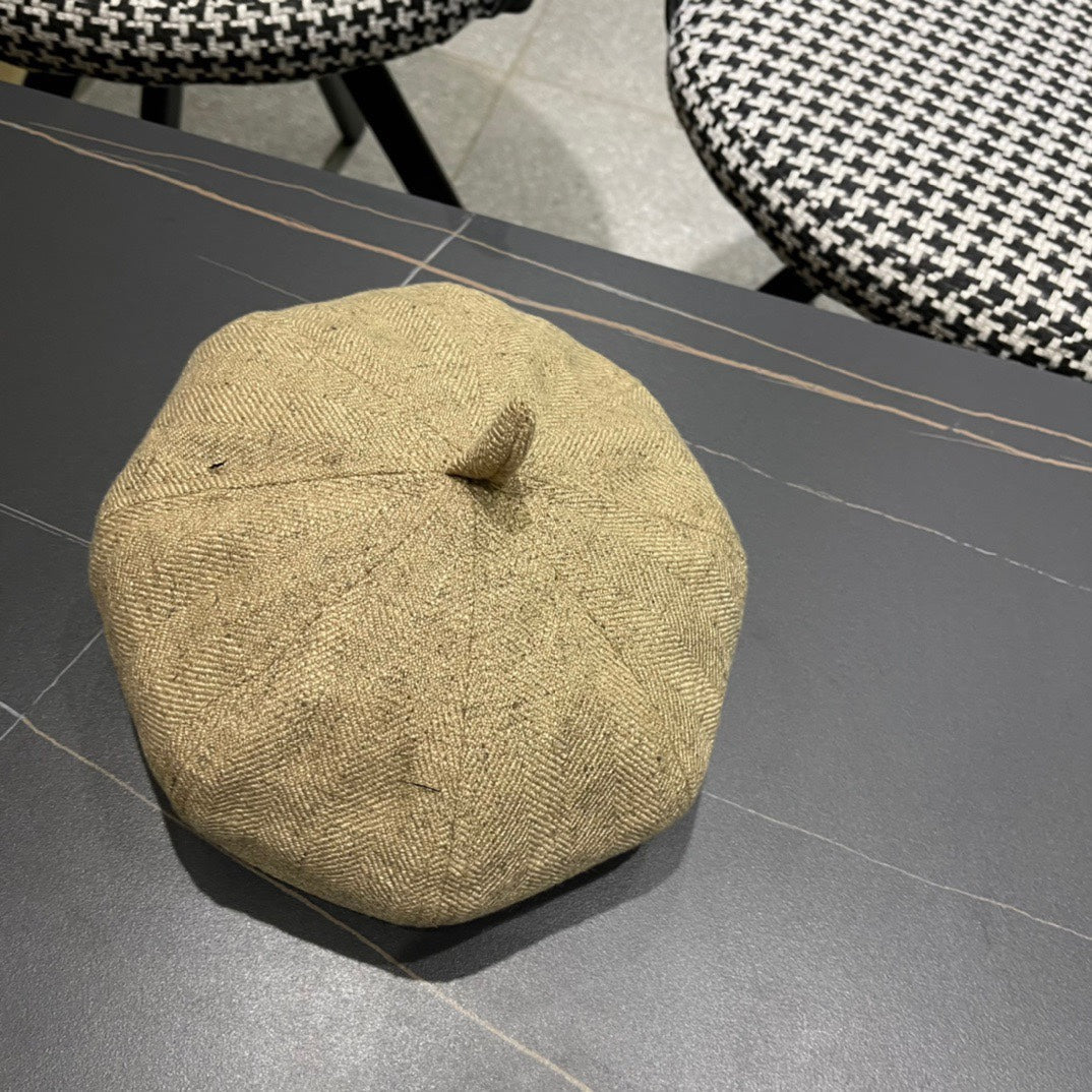 CHANEL BERET HAT IN PEANUT BROWN FABRIC 420942