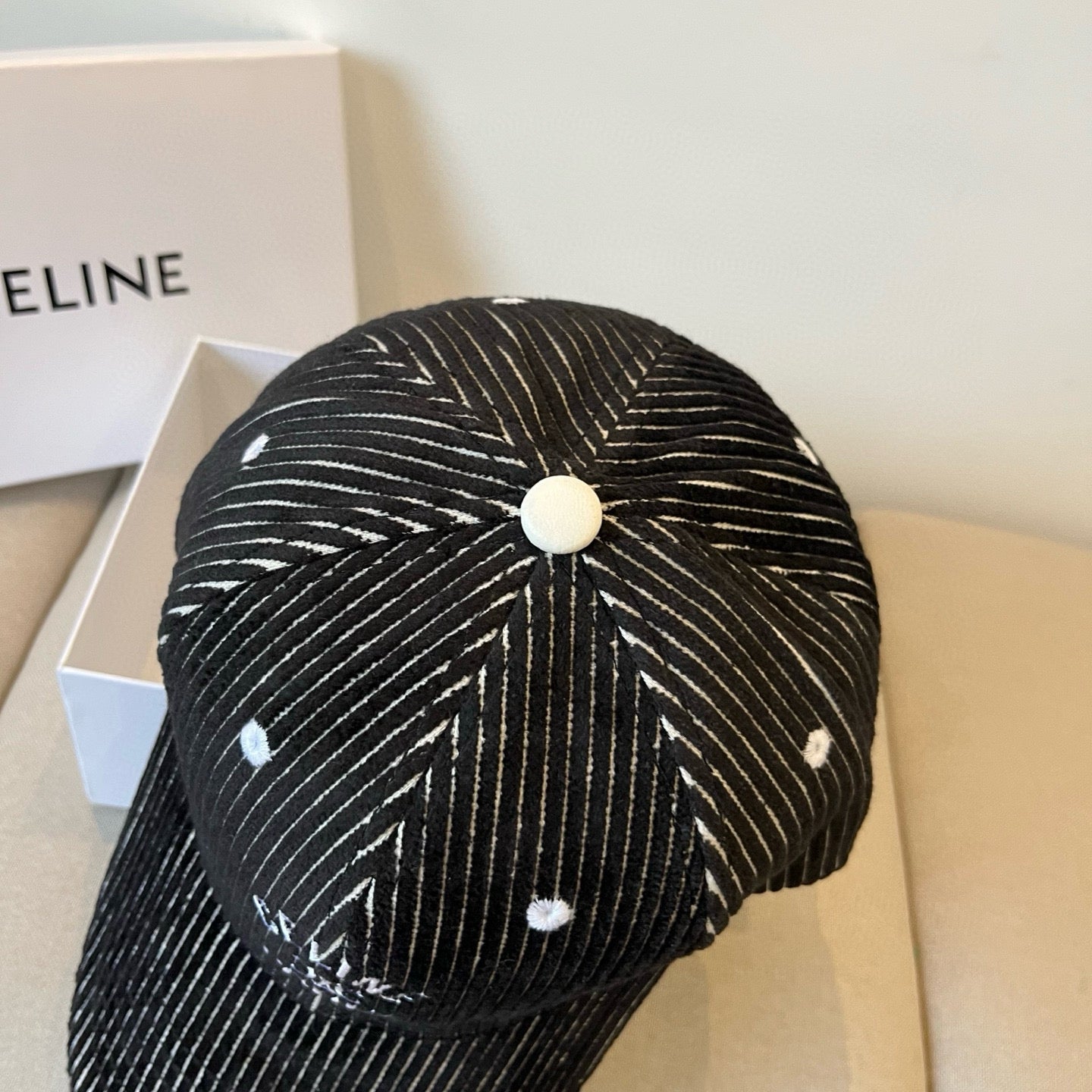 CELINE BASEBALL CAP MODEL 650190 IN BLACK CORDUROY