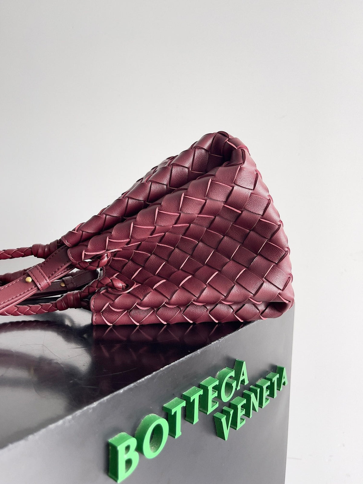 BV Small Parachute 21 Burgundy Lambskin Ghw