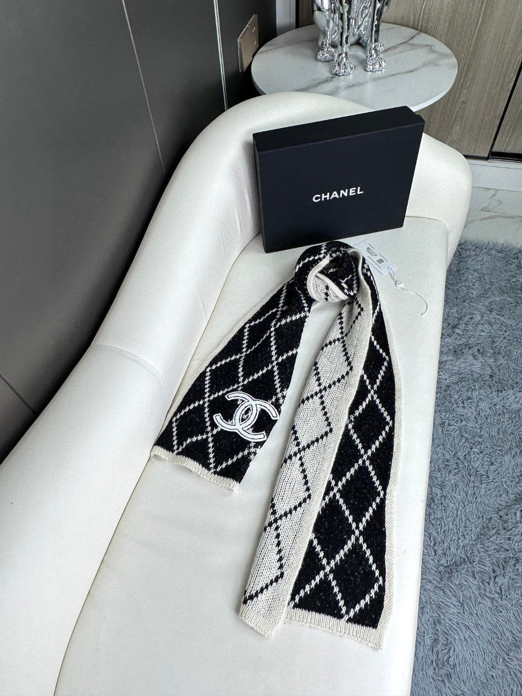CHANEL 25S SCARF 180 IN WOOL 989768