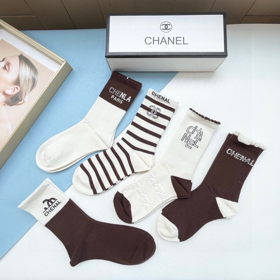 CHANEL CREW SOCKS 409656 ( 1 BOX )