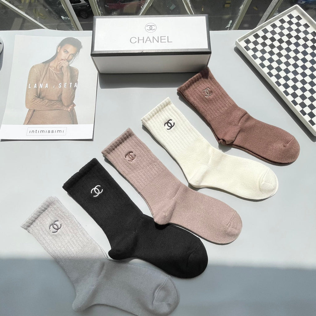 CHANEL CREW SOCKS 416054 ( 1 BOX )