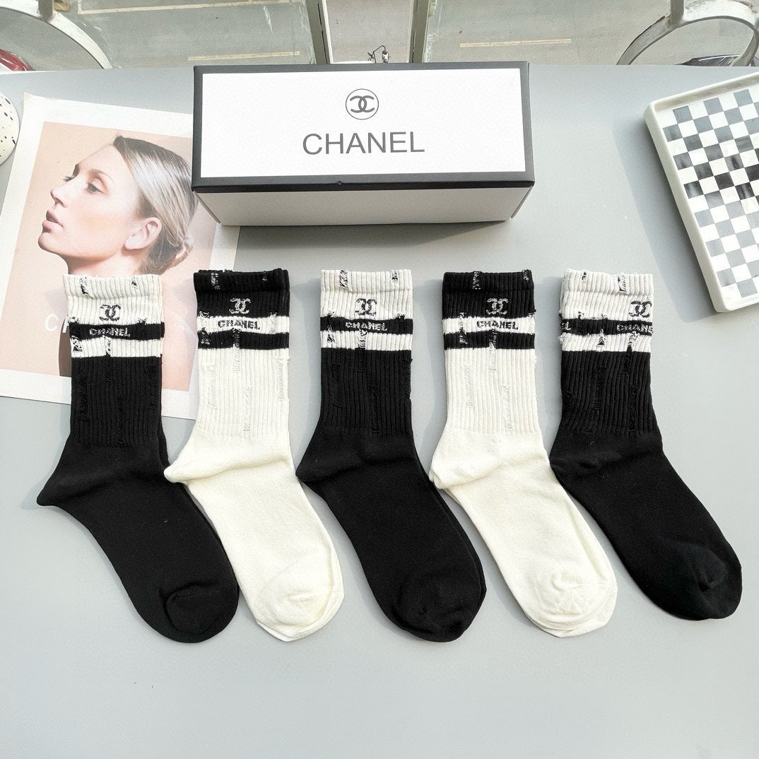 CHANEL CREW SOCKS 417414 ( 1 BOX )