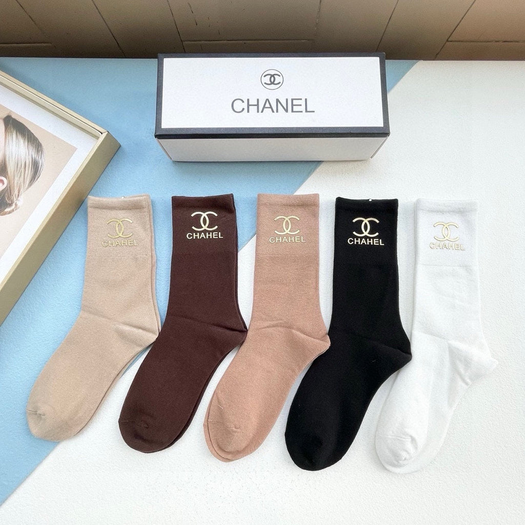 CHANEL CREW SOCKS 420719 (1 BOX )