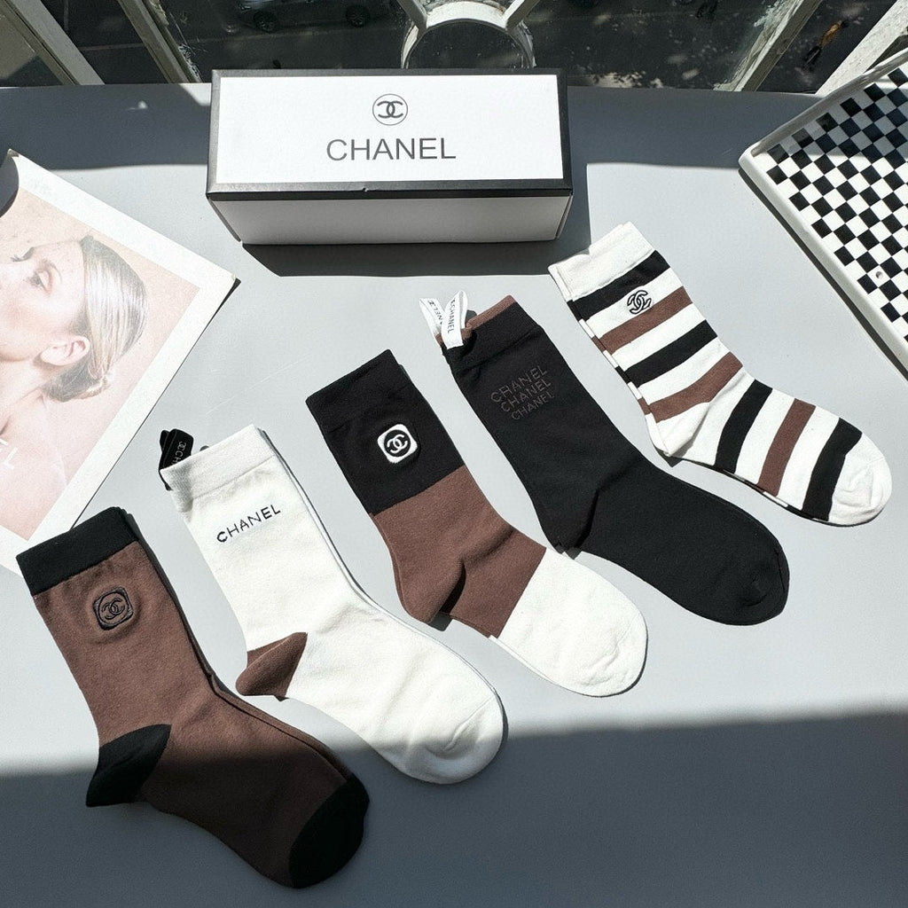 CHANEL CREW SOCKS 423688 (1 BOX)